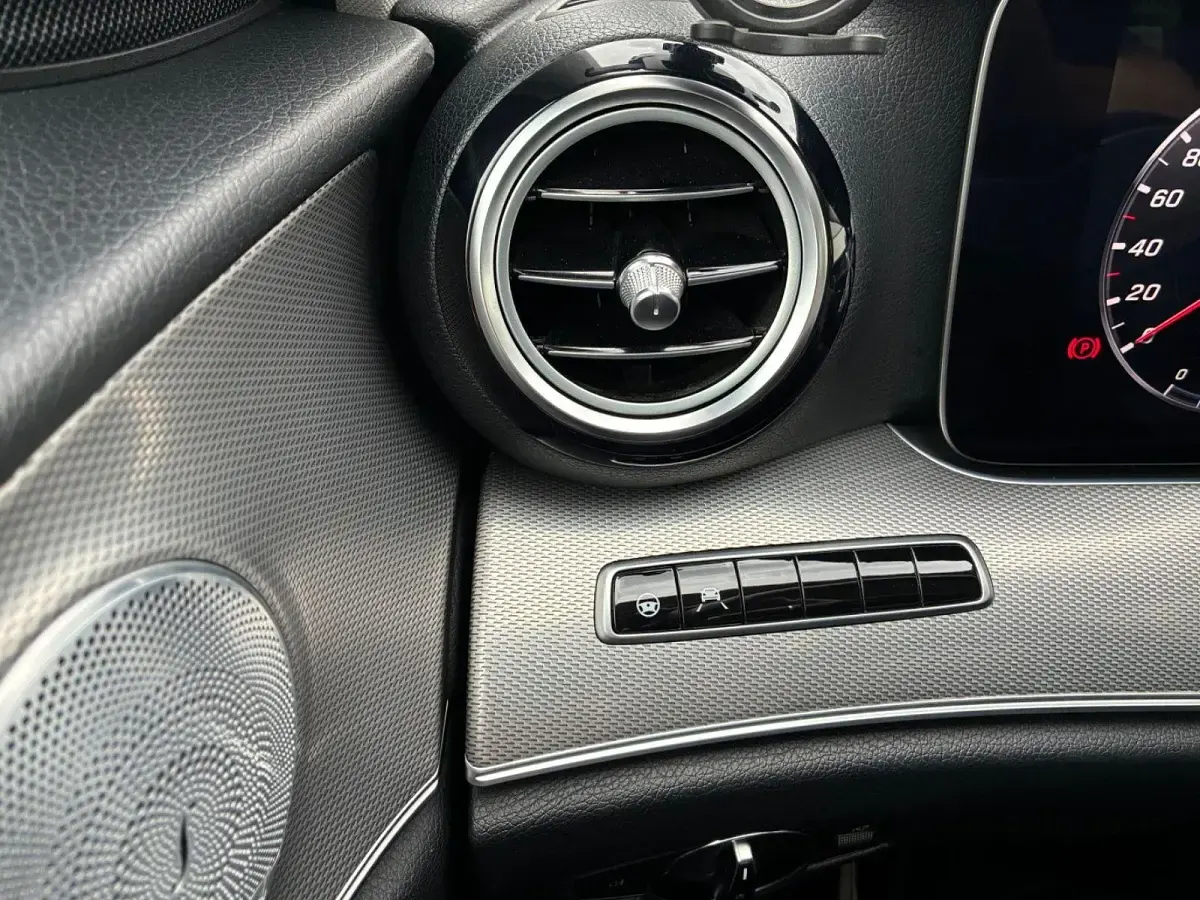 Gebraucht Mercedes E400 340 PS (250 kW) 2018 Weiß Kombi