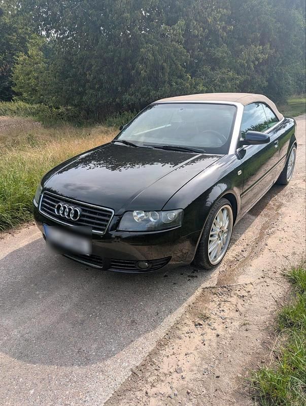 Schwarz Gebraucht 2005 Audi A4 Cabriolet Cabrio | 5.500 € (Etwas zu teuer) - Bild 1/4