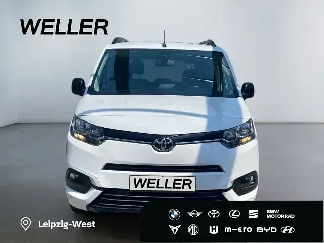 Gebraucht Toyota Proace Verso City 110 PS (80 kW) 2023 Weiss Kombi