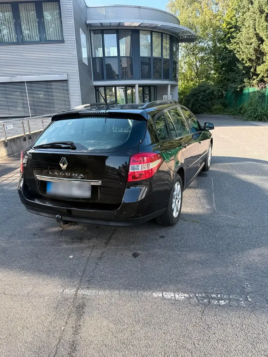 Gebraucht Renault Laguna III 150 PS (110 kW) 2010 Schwarz Kombi