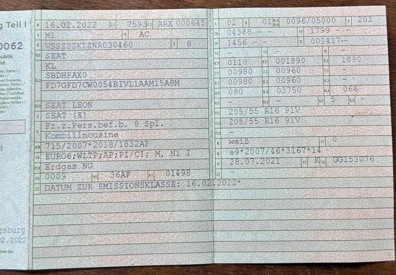 Gebraucht Seat Leon Style 131 PS (96 kW) 2022 Weiß Limousine