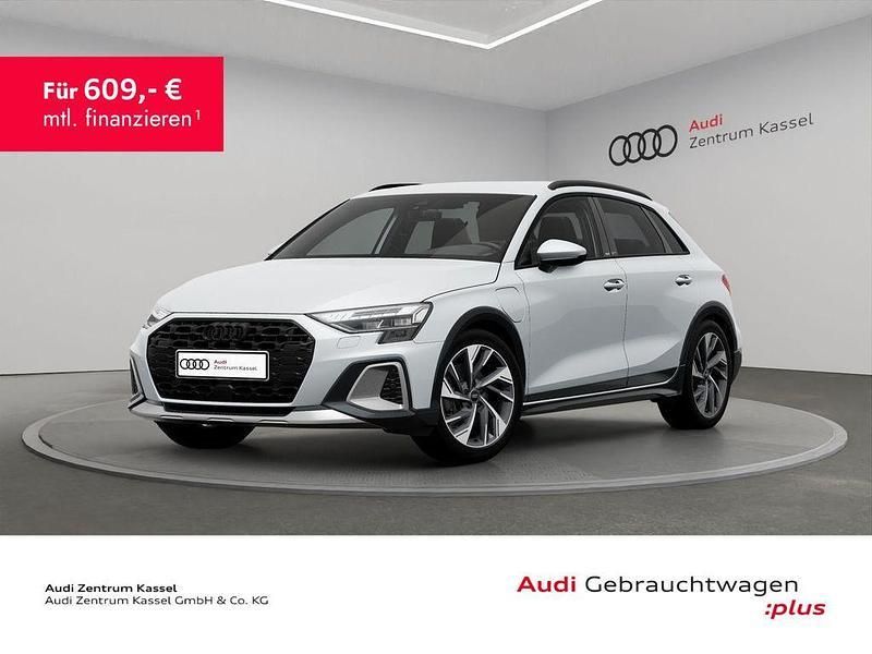 Weiß Gebraucht 2025 Audi A3 e-tron S-Line Kleinwagen | 51.390 € - Bild 1/3