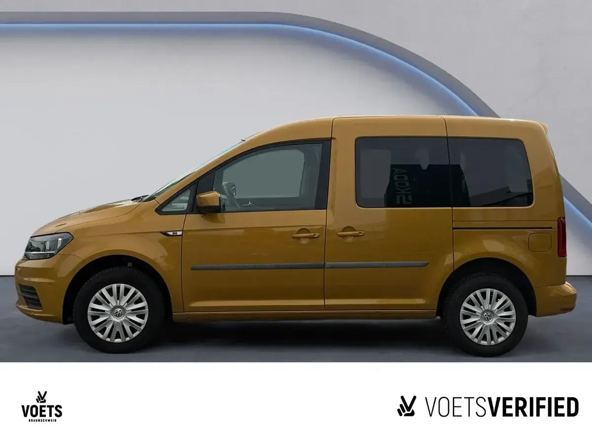 Gebraucht VW Caddy Trendline 102 PS (75 kW) 2019 Gold Van / Kleinbus