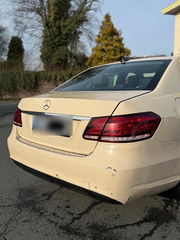 Gebraucht Mercedes E200 2014 Limousine