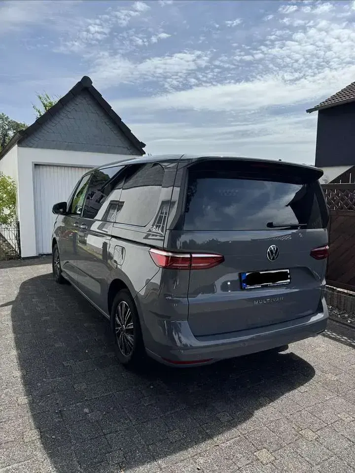 Gebraucht VW Multivan Goal 150 PS (110 kW) 2025 Van / Kleinbus