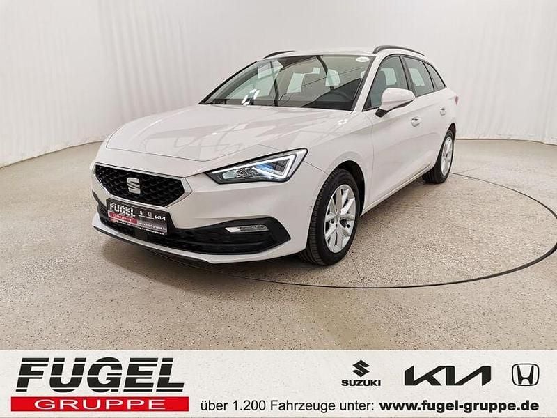 "candy" weiss Gebraucht 2021 Seat Leon Style Kombi | 20.269 € (Guter Preis) - Bild 1/4