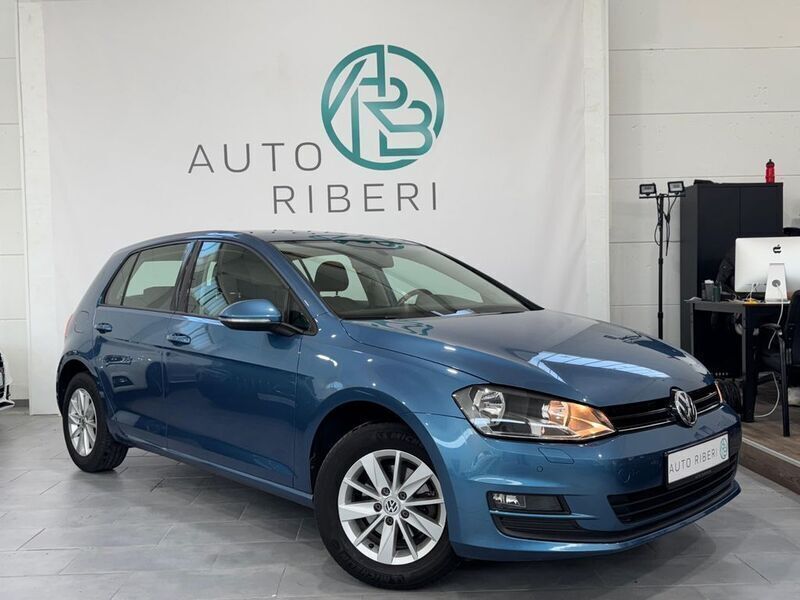Blau Gebraucht 2016 VW Golf VII Comfortline Limousine | 11.999 € (Guter Preis) - Bild 1/2