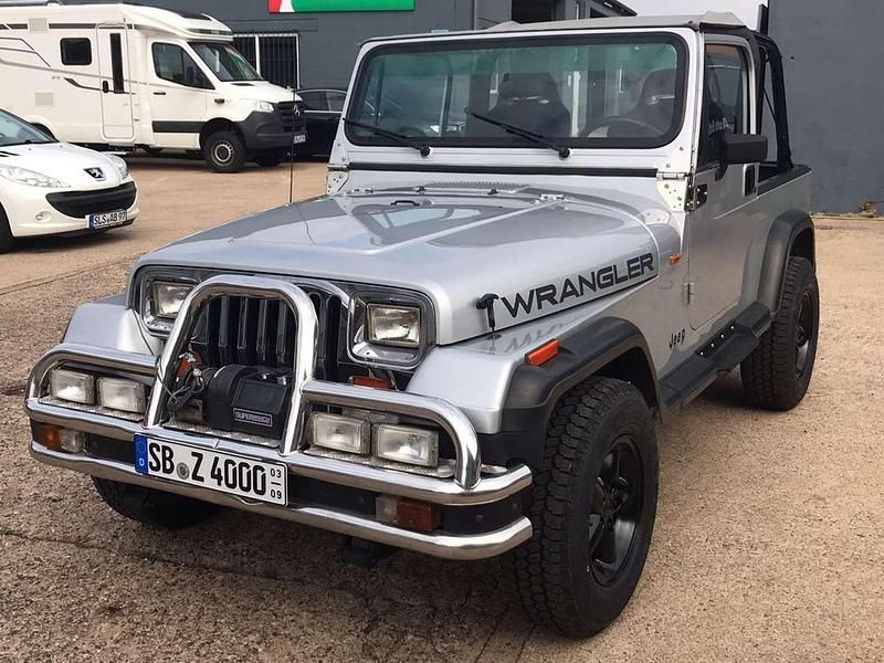 Gebraucht 1993 Jeep Wrangler Laredo SUV | 11.900 € - Bild 1/4