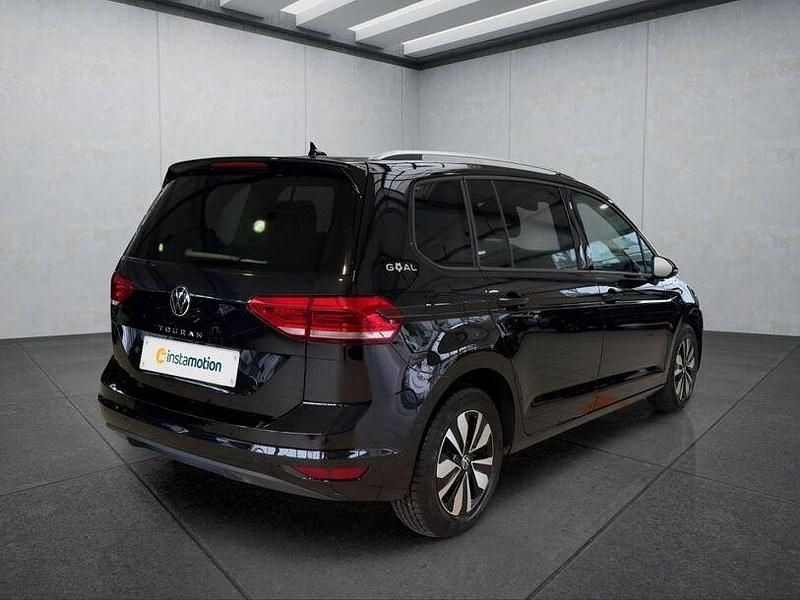 Gebraucht VW Touran 150 PS (110 kW) 2025 Schwarz Van / Kleinbus