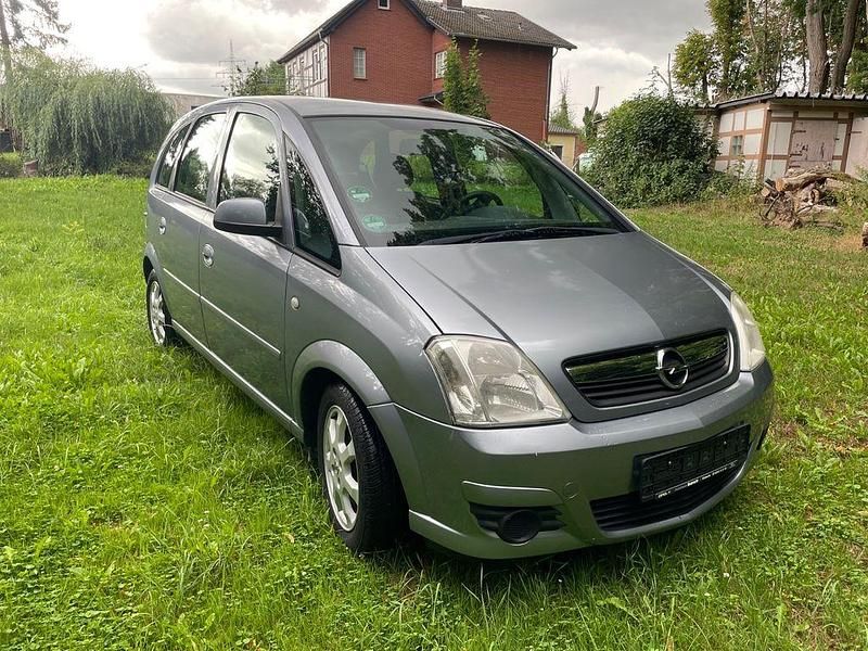 Gebraucht Opel Meriva Edition 90 PS (66 kW) 2006 Silber Van / Kleinbus