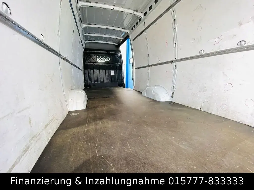 Gebraucht Iveco Daily 156 PS (114 kW) 2021 Weiß Van / Kleinbus