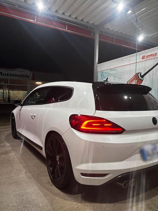 Gebraucht VW Scirocco 125 PS (91 kW) 2016 Weiß Coupé
