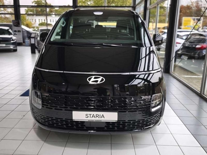 Gebraucht Hyundai Staria Trend 177 PS (130 kW) 2024 Schwarz Van / Kleinbus
