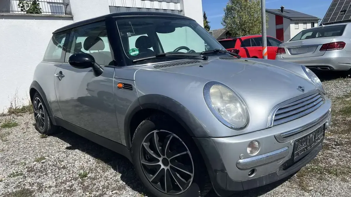 Gebraucht Mini Cooper 116 PS (85 kW) 2002 Pure silver metallic Kleinwagen