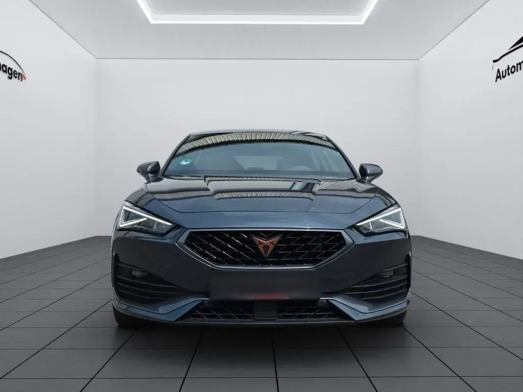 Gebraucht Cupra Leon 150 PS (110 kW) 2021 Magnetic tech grey Limousine