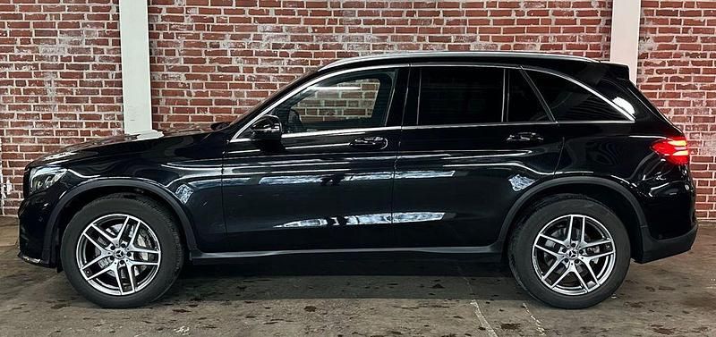 Gebraucht Mercedes GLC350 AMG 258 PS (189 kW) 2019 Schwarz SUV