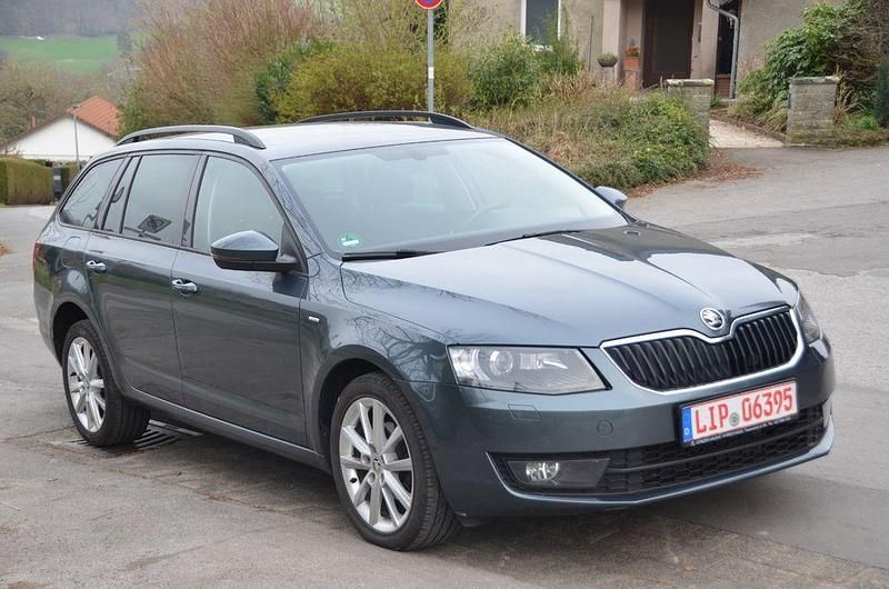 Gebraucht Skoda Octavia 110 PS (80 kW) 2017 Grau Limousine
