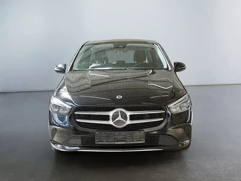 Gebraucht Mercedes B200 Progressive 163 PS (119 kW) 2019 Schwarz Kleinwagen