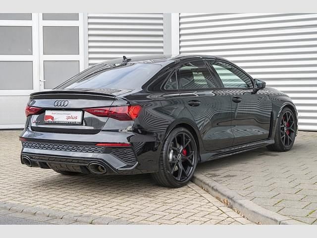 Gebraucht Audi RS3 Ambiente 400 PS (294 kW) 2022 Schwarz Limousine