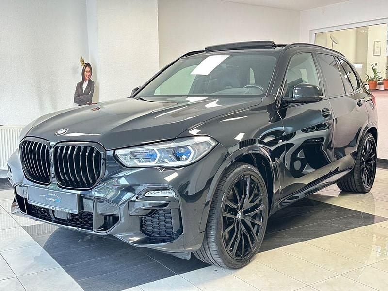 Schwarz Gebraucht 2020 BMW X5 M Sport SUV | 47.950 € (Guter Preis) - Bild 1/4