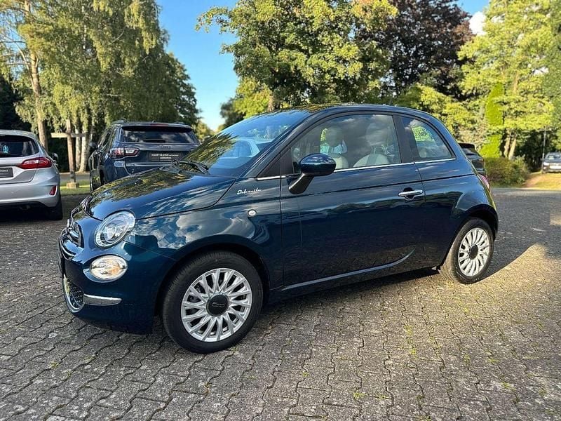 Dipinto di blu Gebraucht 2023 Fiat 500 Dolcevita Kleinwagen | 13.490 € (Fairer Preis) - Bild 1/4