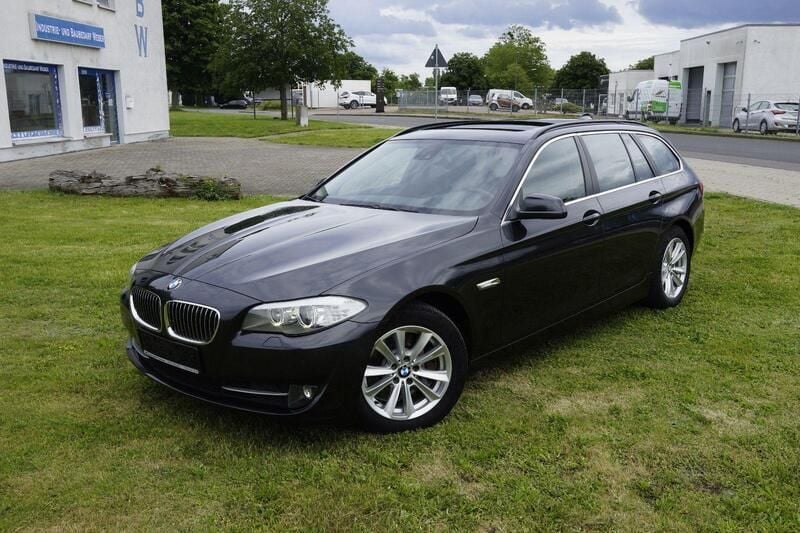 Grün Gebraucht 2012 BMW 528 Kombi | 12.999 € (Fairer Preis) - Bild 1/4