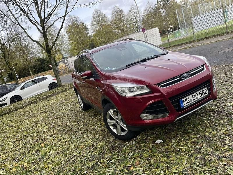 Gebraucht Ford Kuga Titanium 150 PS (110 kW) 2016 SUV