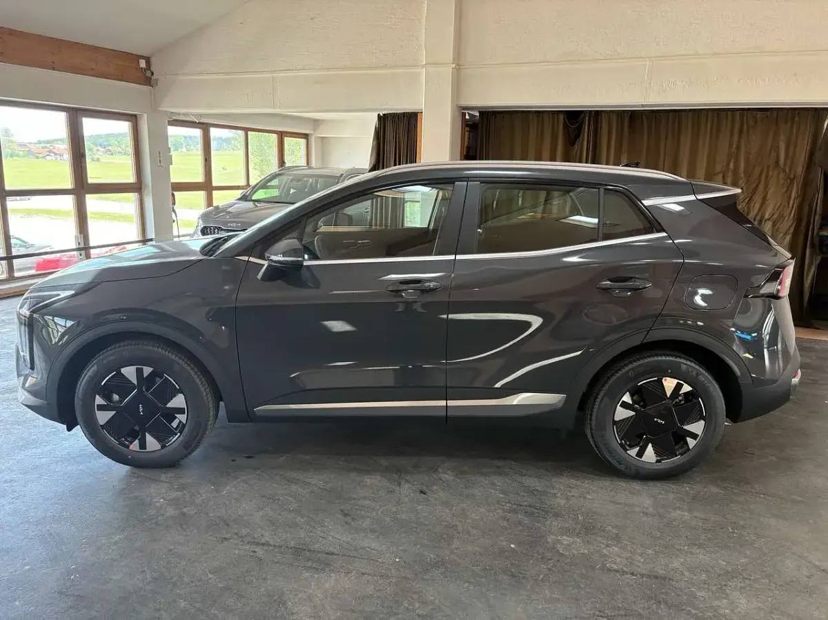 Neu Kia Sportage Vision 150 PS (110 kW) 2026 Pentametal grau metallic SUV