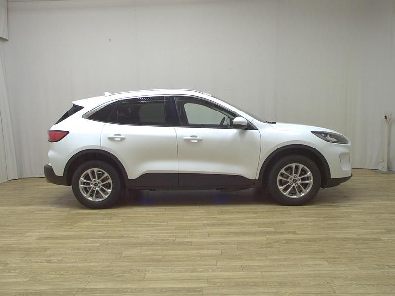 Weiss Gebraucht 2021 Ford Kuga Titanium SUV | 17.480 € (Superpreis) - Bild 1/4