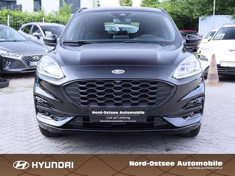 Gebraucht Ford Kuga ST-Line 151 PS (111 kW) 2023 Obsidianschwarz metallic SUV