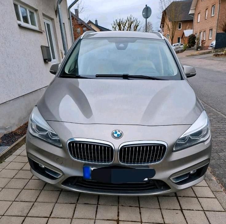 Gebraucht BMW 218 150 PS (110 kW) 2017 Silber Kombi