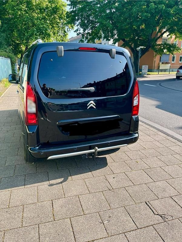 Gebraucht Citroën Berlingo 120 PS (88 kW) 2016 Schwarz Van / Kleinbus