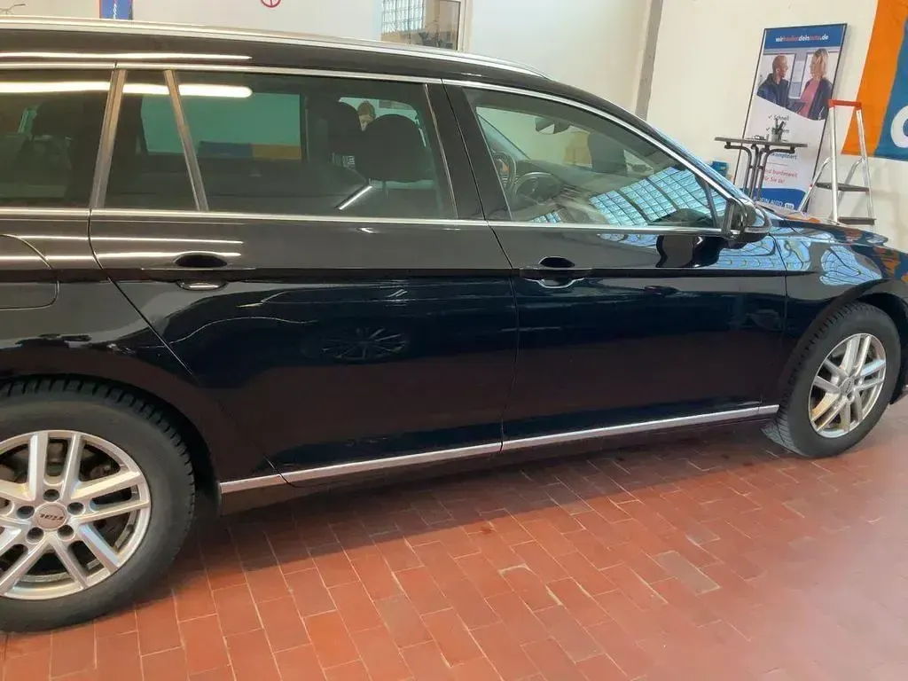 Usata VW Passat 200 CV (147 kW) 2020 Nero Station wagon