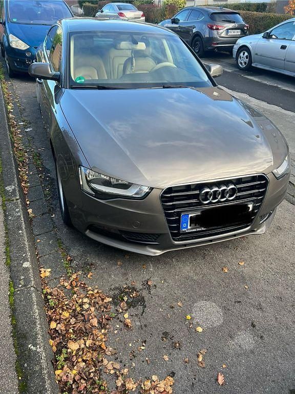 Grau Gebraucht 2015 Audi A5 Sportback Limousine | 11.650 € (Superpreis) - Bild 1/4