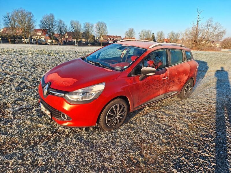Gebraucht Renault Clio IV Luxe 90 PS (66 kW) 2013 Rot Limousine