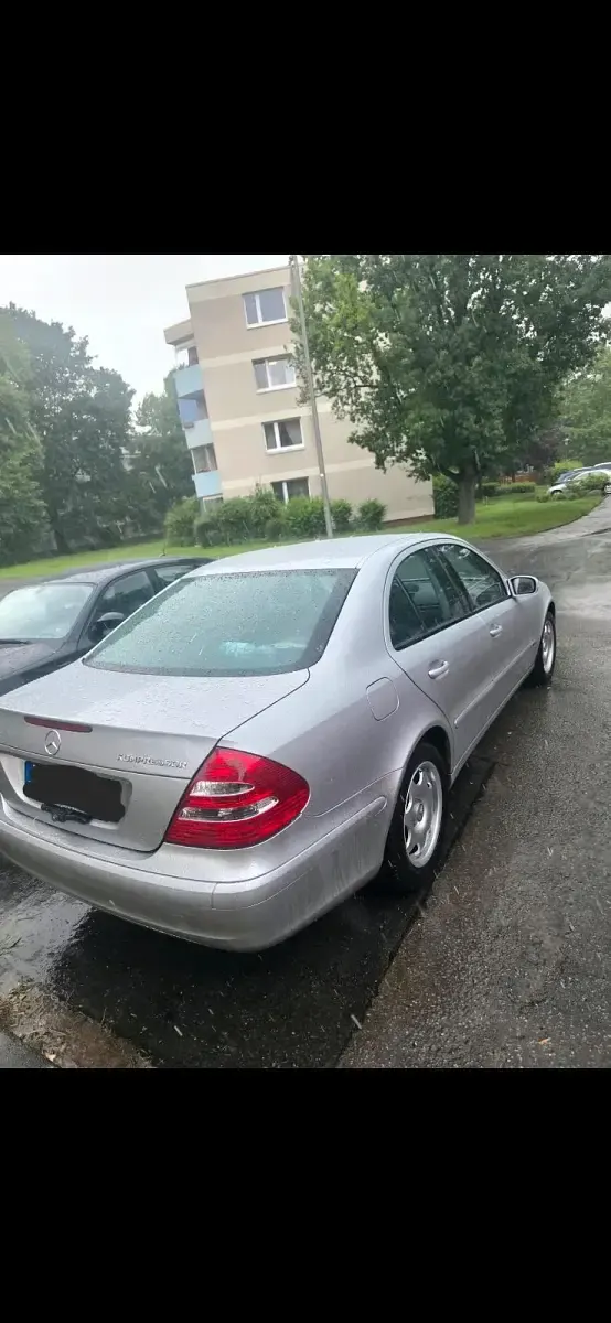 Gebraucht Mercedes E200 Classic 163 PS (119 kW) 2004 Silber Limousine