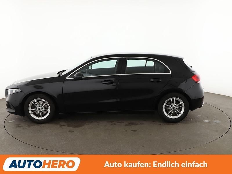 Gebraucht Mercedes A180 Progressive 136 PS (100 kW) 2019 Schwarz Limousine