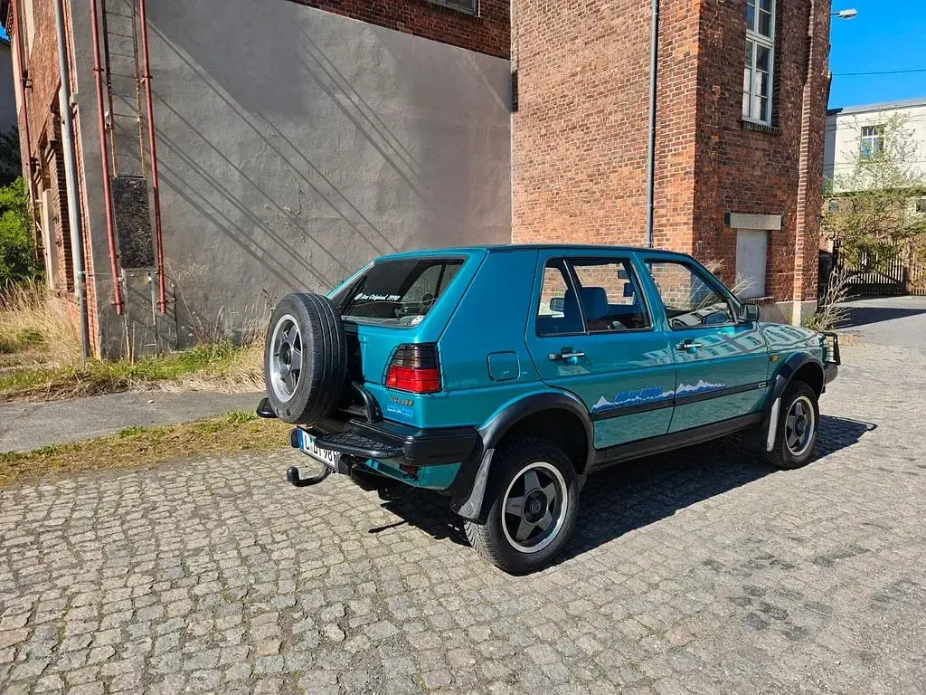 Gebraucht VW Golf Country 90 PS (66 kW) 1990 Grün Limousine