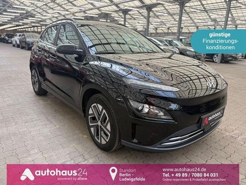 Schwarz Gebraucht 2022 Hyundai Kona Select SUV | 13.190 € (Superpreis) - Bild 1/4