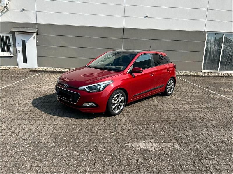 Gebraucht Hyundai i20 75 PS (55 kW) 2015 Kleinwagen