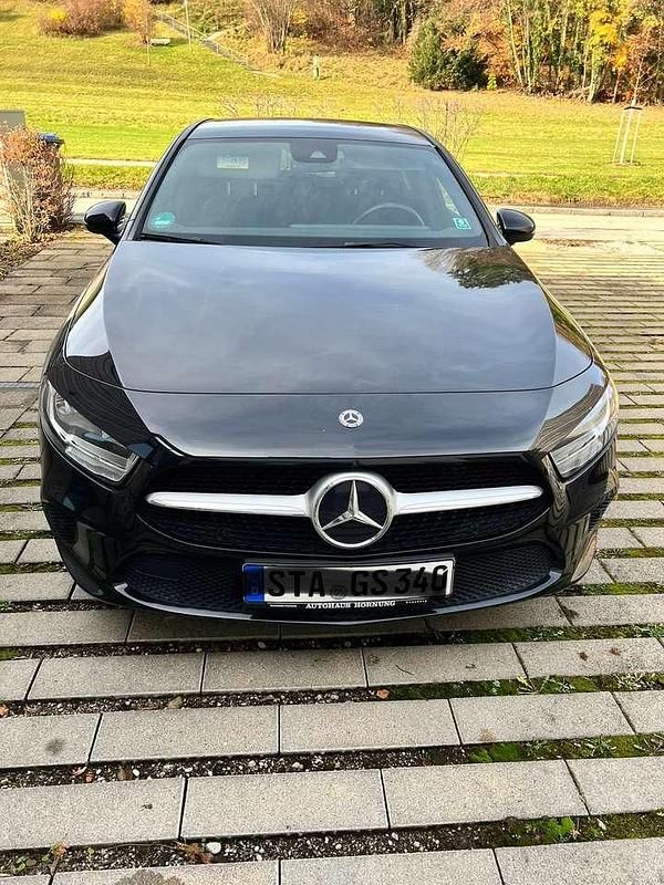 Gebraucht 2018 Mercedes A200 Style Limousine | 20.500 € (Guter Preis) - Bild 1/4