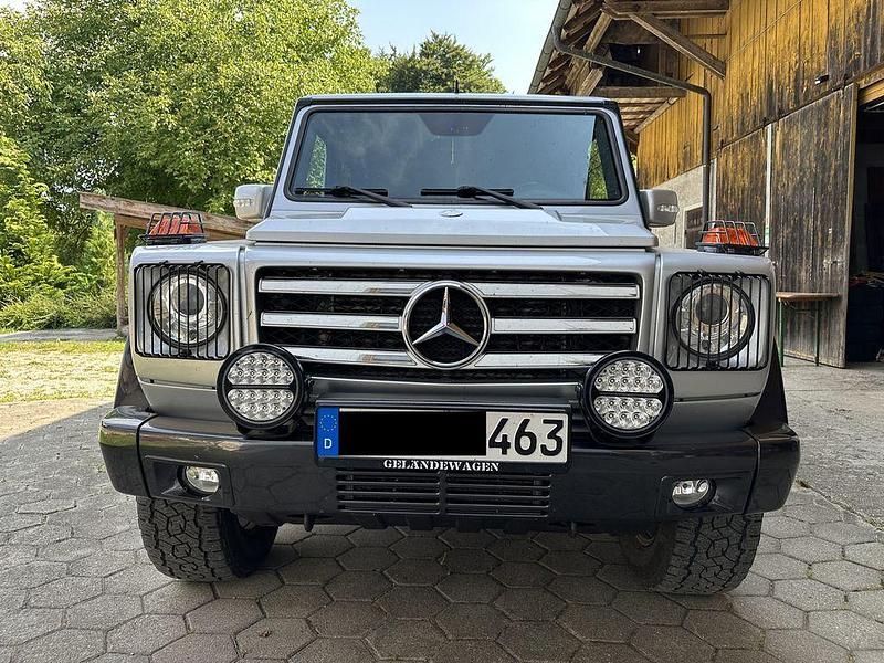 Silber Gebraucht 2010 Mercedes G350 SUV | 44.400 € (Teuer) - Bild 1/4