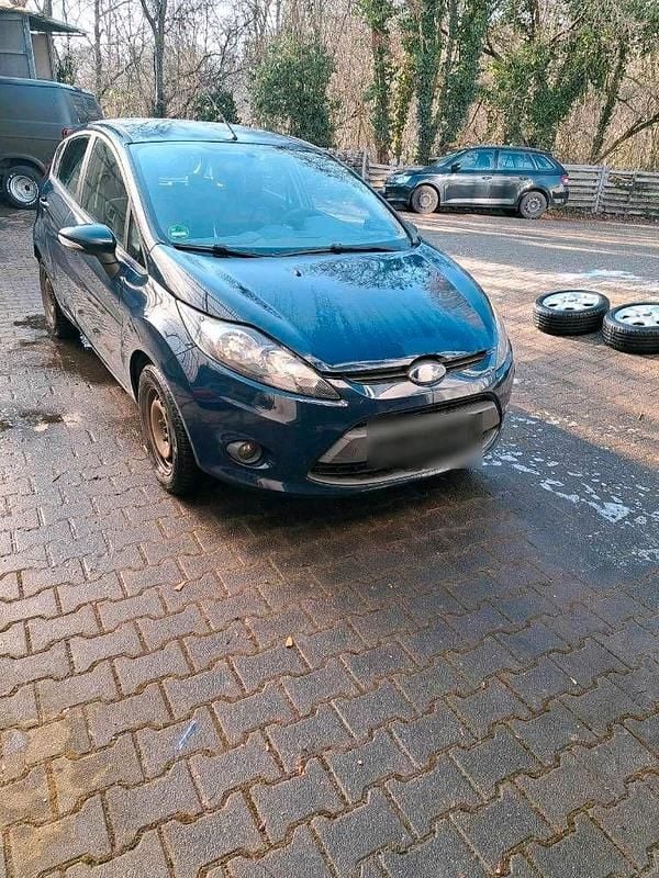 Gebraucht Ford Fiesta 81 PS (59 kW) 2009 Blau Kleinwagen