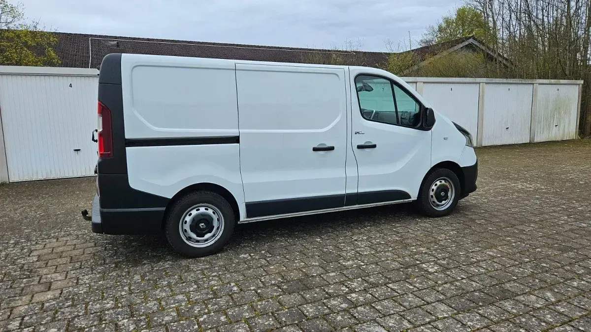 Gebraucht Renault Trafic 125 PS (91 kW) 2019 Weiß Van / Kleinbus