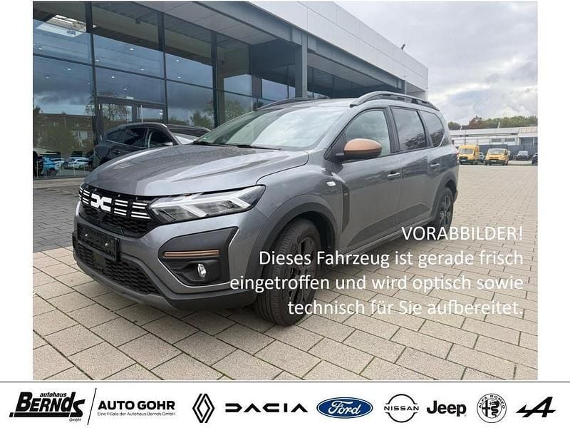Dolomitgrau metallic Gebraucht 2023 Dacia Jogger Extreme Van / Kleinbus | 17.680 € (Superpreis) - Bild 1/4