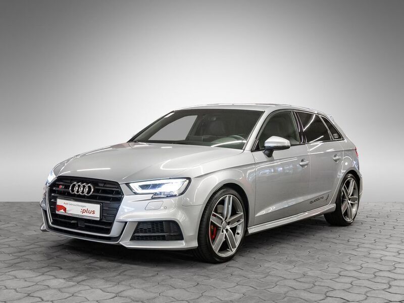 Gebraucht Audi S3 Design 300 PS (220 kW) 2019 Florettsilber metallic Limousine