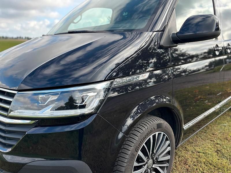 Gebraucht VW Multivan Generation Six 204 PS (150 kW) 2021 Schwarz Van / Kleinbus
