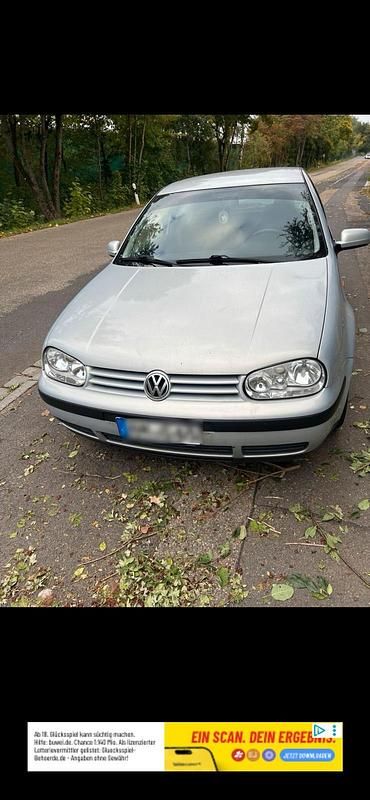 Silber Gebraucht 1999 VW Golf IV Limousine | 450 € (Superpreis) - Bild 1/4