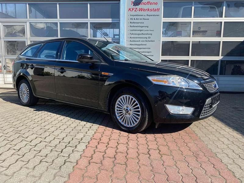 Gebraucht Ford Mondeo 145 PS (106 kW) 2010 Schwarz Kombi