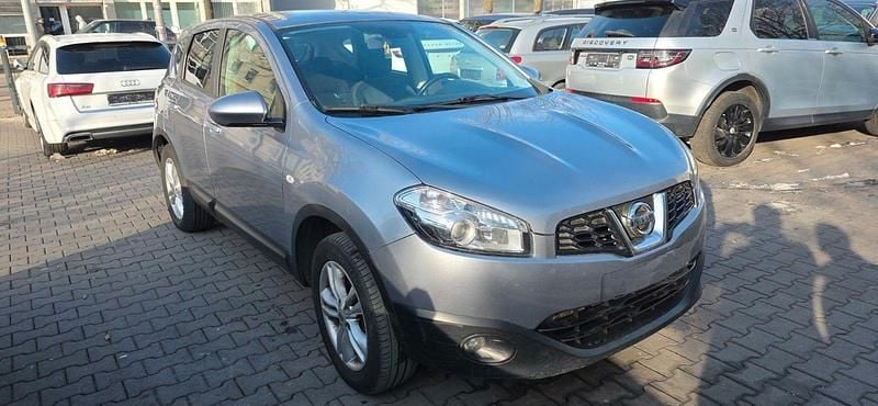 Gebraucht Nissan Qashqai Visia 150 PS (110 kW) 2010 Grau SUV